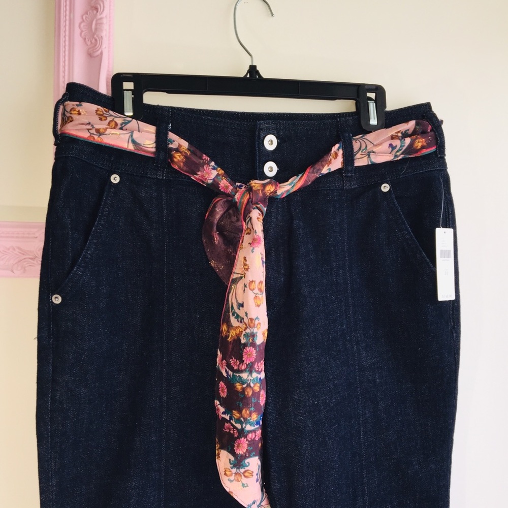 Anthropologie Pilcro Jeans 31(12)High Rise slim.